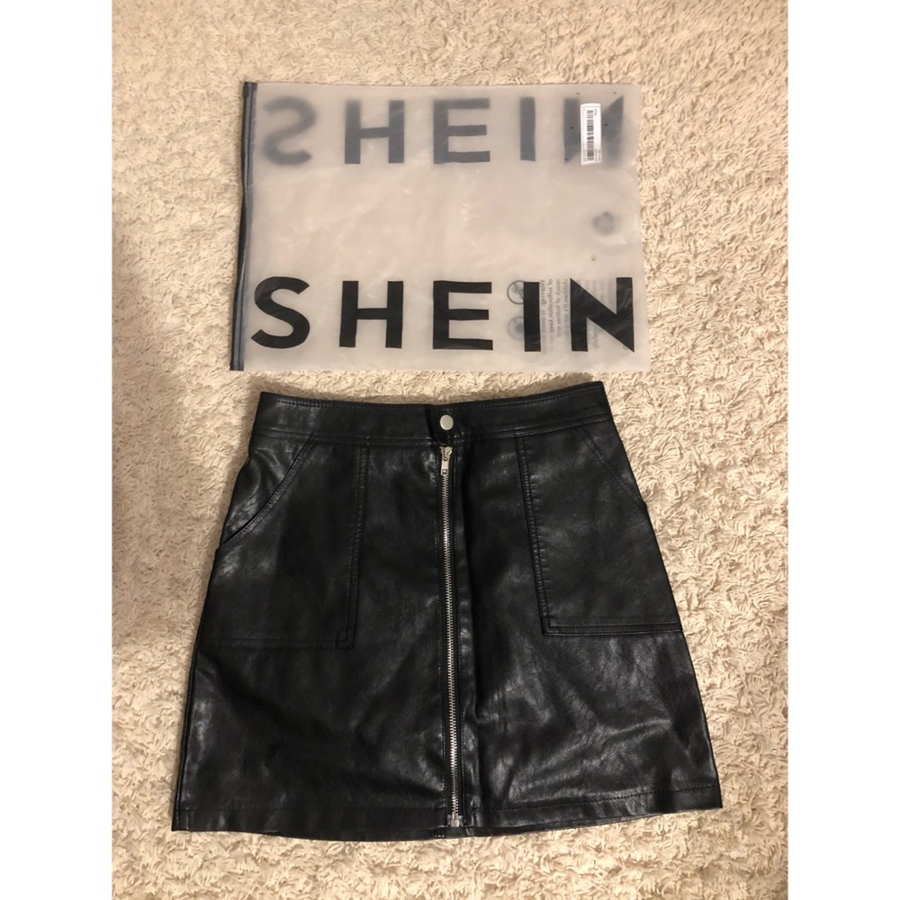 Small Black Leather Skirt